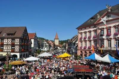 Traditionelles Wein- und Stadtfest in Gengenbach