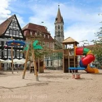 Spielplatz auf in dem Oberen Marktplatz Schwäbisch Gmünd